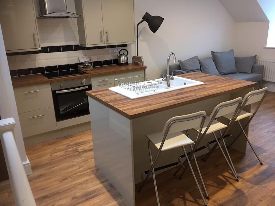 Apartment No. 8, 1 Bed, Sleeps 4 Exmouth Eksteriør billede